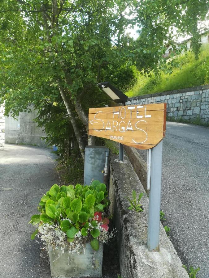 Cevo Albergo Ristorante Sargas מראה חיצוני תמונה