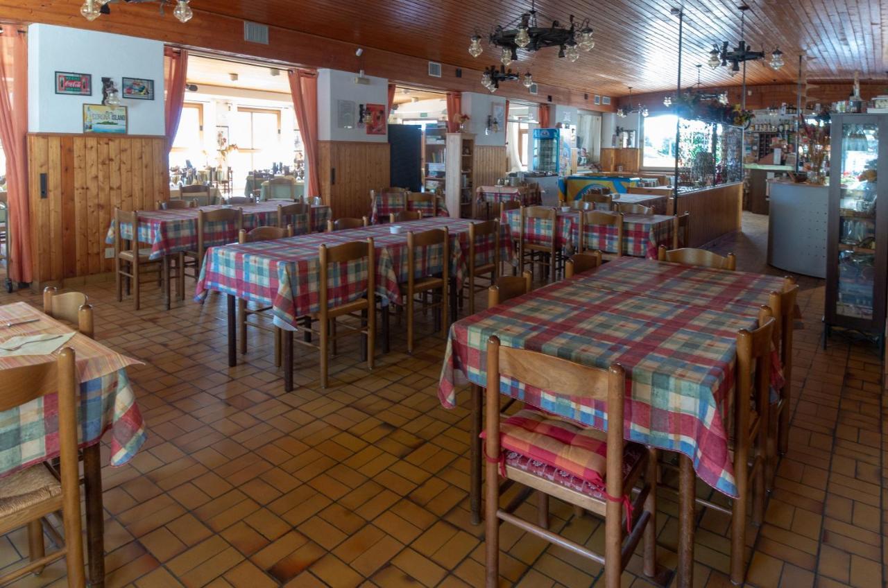 Cevo Albergo Ristorante Sargas מראה חיצוני תמונה
